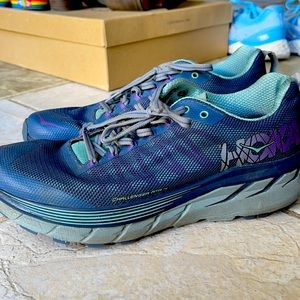 HOKA Challenger ATR 4